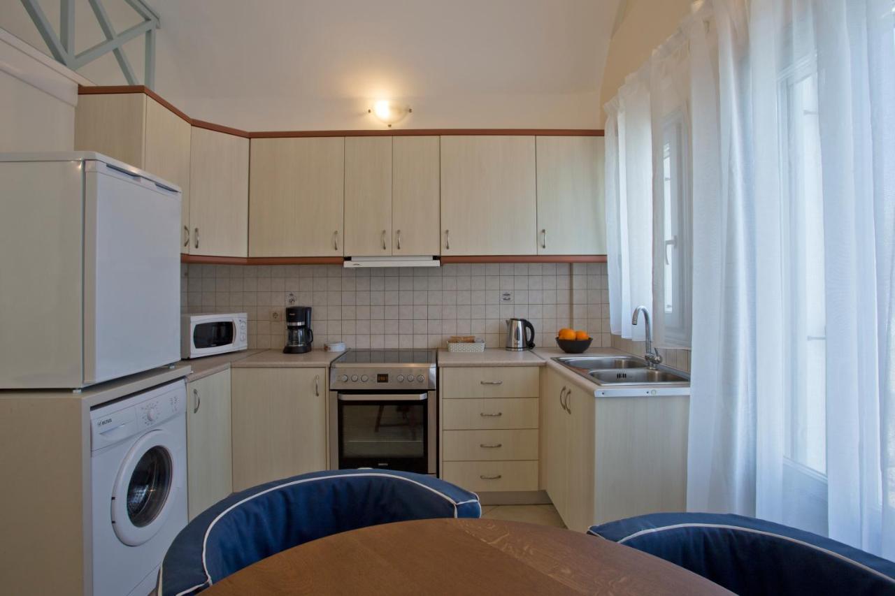 Santorini Med Homes - Sunday Apartment Mesaria Zewnętrze zdjęcie